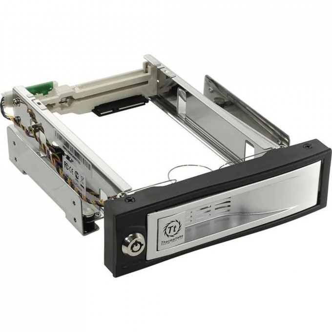 Сменный бокс для HDD THERMALTAKE MAX4 SATA II пластик/сталь серебристый hotswap 3.5" N0023SN Сменный бокс для HDD THERMALTAKE MAX4 SATA II пластик/сталь серебристый hotswap 3.5" N0023SN